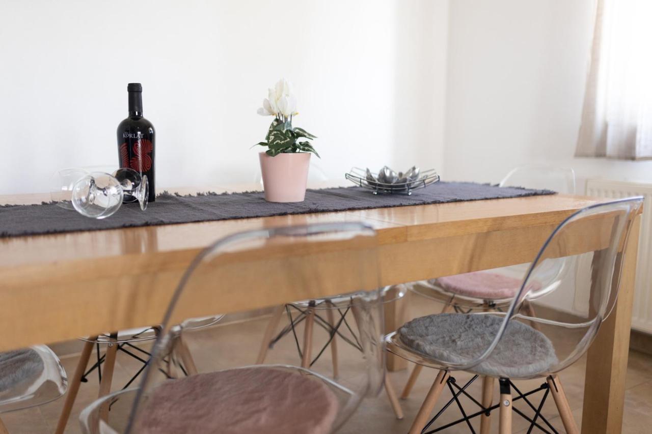 Apartmani Beba Omišalj Екстериор снимка